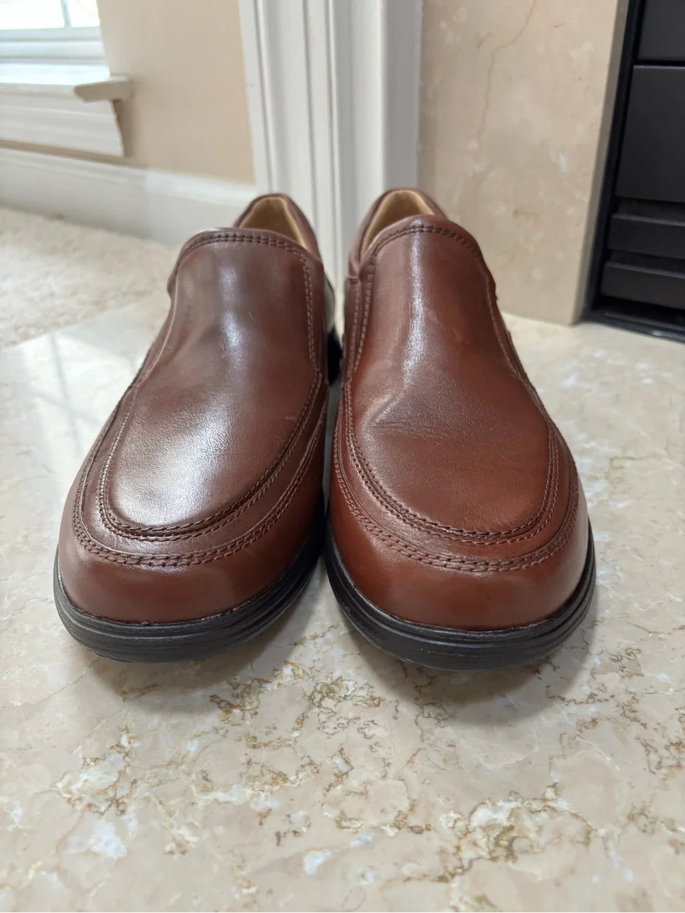 NEW Samuel Hubbard Featherlight Olema Brown Leather Slip On Loafers, Size 11.5